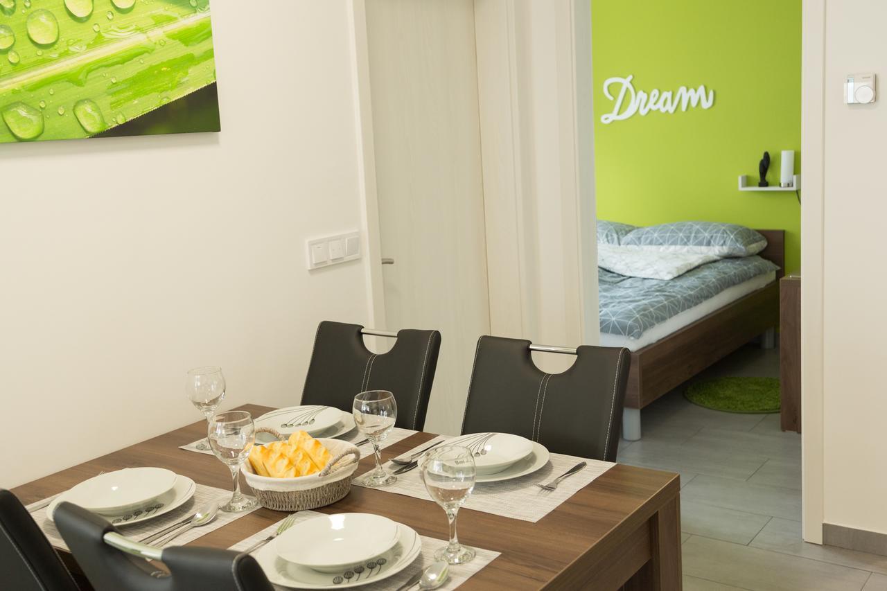 Apartma Mariposa Banovci Kültér fotó